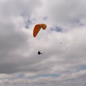 Andrzejówka - Paragliding Fly, Piotrek na swoim Aksisie.