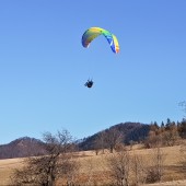 Andrzejówka Paragliding Fly, Mateusz ląduje.