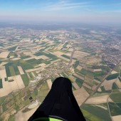 Borowa Paragliding Fly, Latanie swobodne paralotnią, start za wyciągarką.