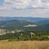 Czarna Góra - Stronie Śląskie lipiec 2014, Widok ze startowiska na prawo, na wschód.